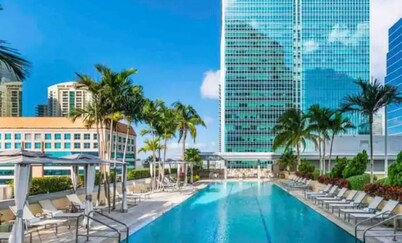 AKA布里克尔城市景观免费停车由Palermo Home提供  