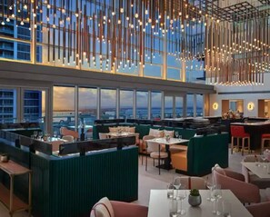 Restaurant - AKA Brickell City Views Free Parking by Palermo Home (Miami)