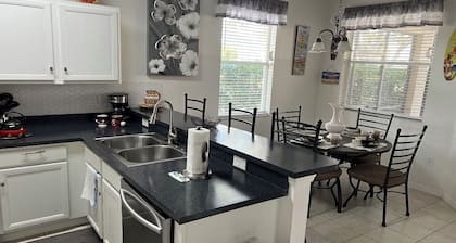 Spacious 5-bedroom/4-bath house within easy reach of 'The Disney Parks'