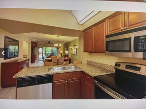 Deluxe Villa, Garden View | Private kitchen | Fridge, stovetop