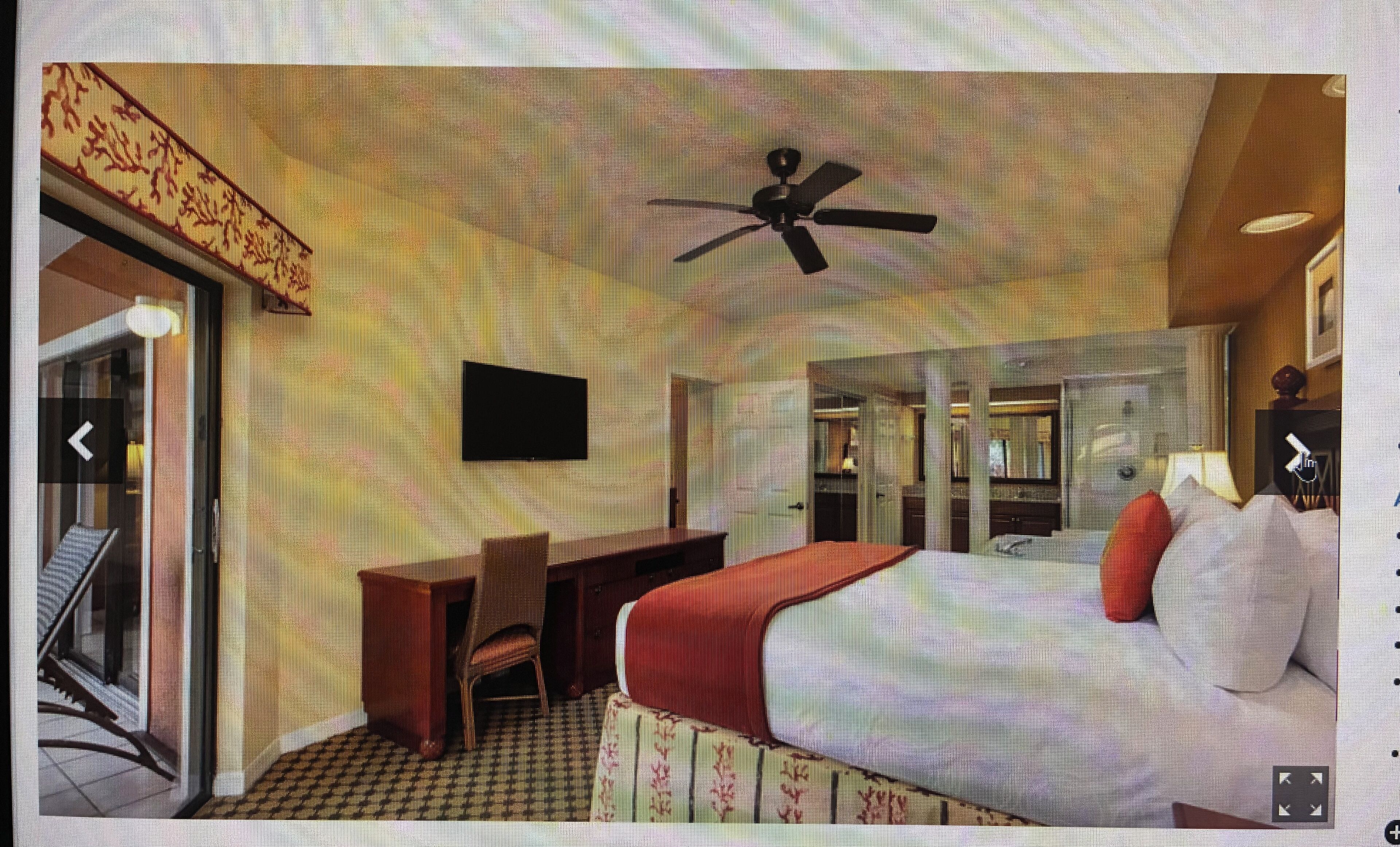 客房內保險箱、布置獨特、書桌、筆電工作空間