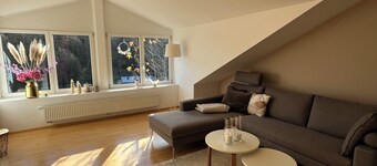 Fantastic top floor apartment with direct forest view