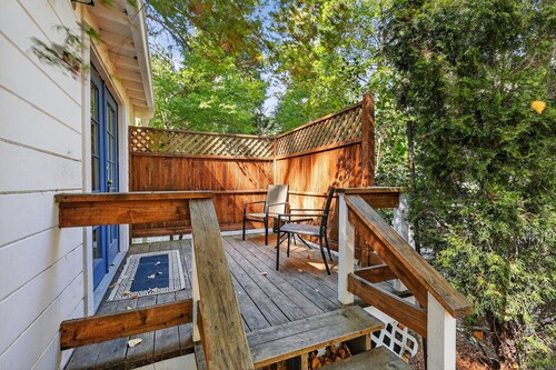 NEW! Rouge Cobb Mountain Hotel - Cabin 5