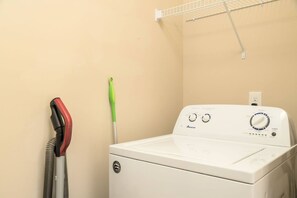 Apartemen, akses difabel | 1 kamar tidur