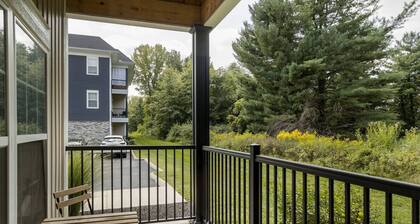 1st Floor Patio Pet-friendly W D Gym Pool