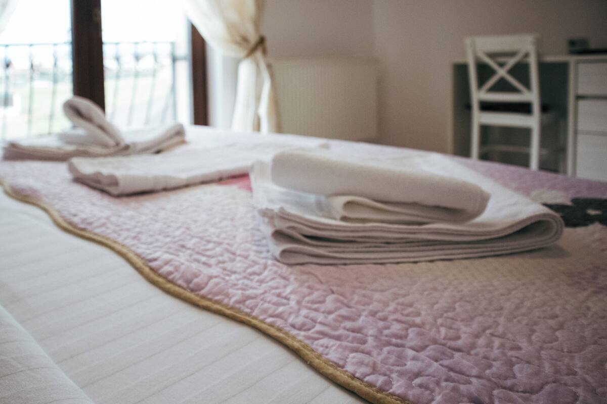 Double Room, Patio, Mountain View | WiFi (free)