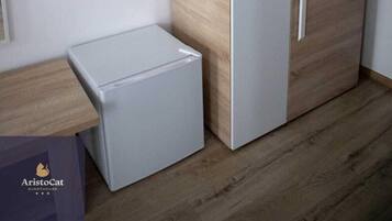 Double Room, Patio, Hill View | Free WiFi