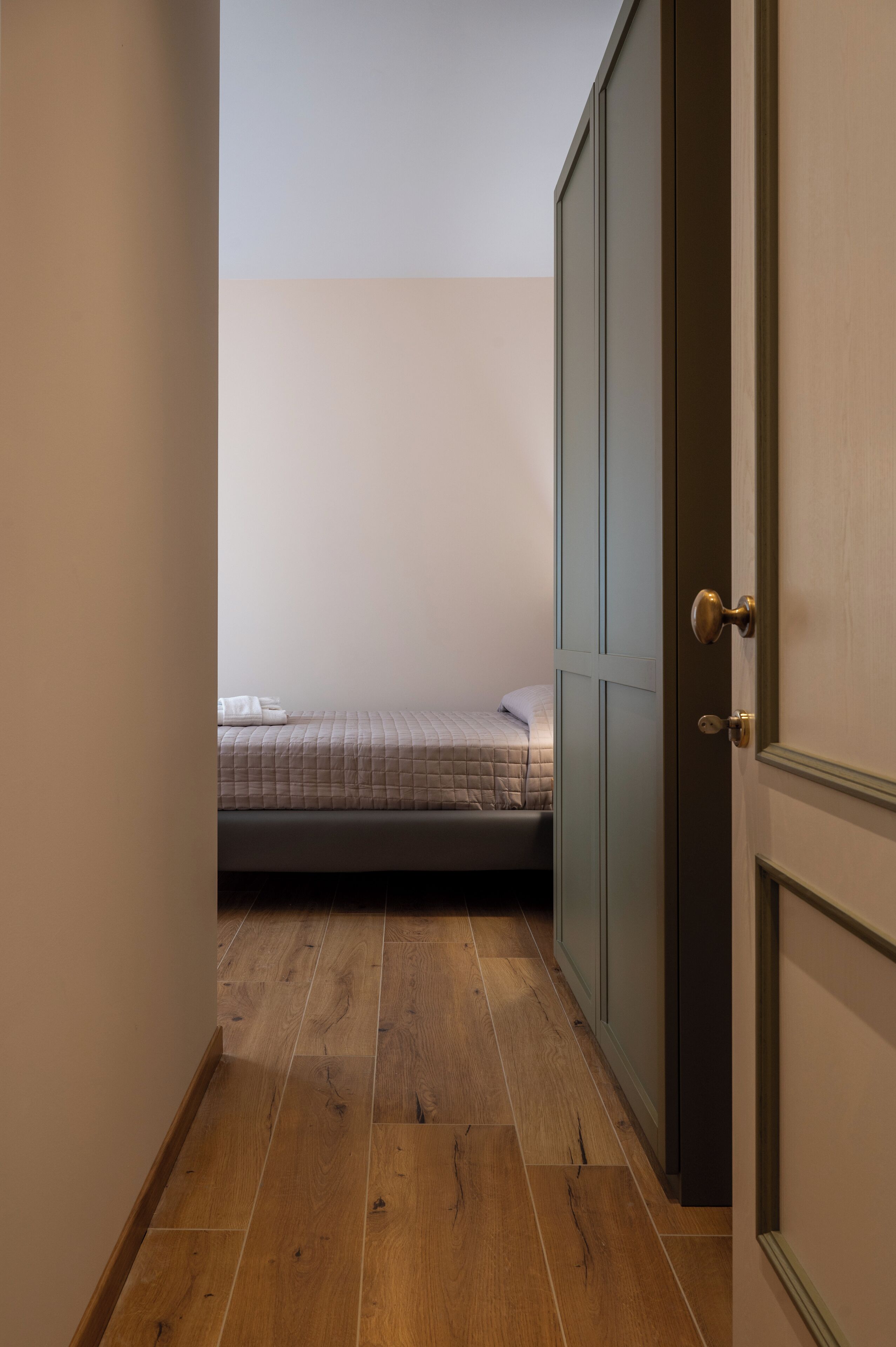 In-room safe, desk, soundproofing, free WiFi