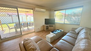 スマートテレビ、卓球台