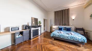 Wi-Fi gratuit, draps fournis