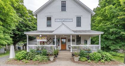 Sugarbush Getaway – Comfortable Studio with Balcony & Value