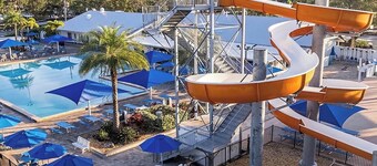 Cozy 1-bedroom resort home with 1 bathroom. Sleeps 6 using sofa beds
