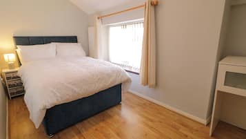 4 bedrooms, individually decorated, individually furnished, free WiFi