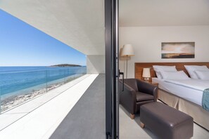 6 bedrooms, free WiFi, wheelchair access