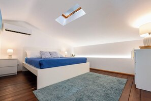 2 bedrooms, iron/ironing board, free WiFi