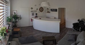 Lobby - Relaxation in the border triangle near Aachen, Cologne, Düsseldorf and at the gateway to the Eifel region (Eschweiler)