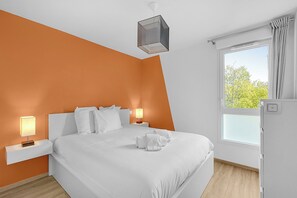 1 camera, Wi-Fi, lenzuola