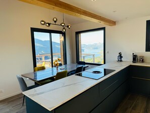 Frigorífic, microones, forn i rentaplats