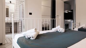 Apartment, 1 Bedroom, City View