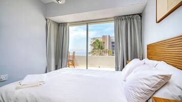 3 bedrooms, iron/ironing board, WiFi