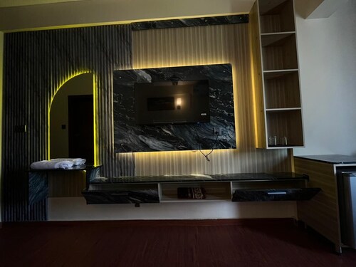 Room For Rent in f-10 Islamabad - HOTEL SMART STAY