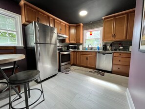 Fridge, microwave, oven, stovetop - Movie Magic: The Scene-Stealer (Winston-Salem)