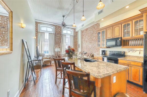 Fridge, microwave, oven, dishwasher