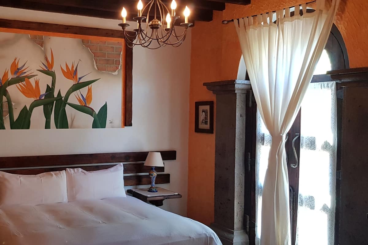 Luxury Suite, City View | Iron/ironing board, free WiFi