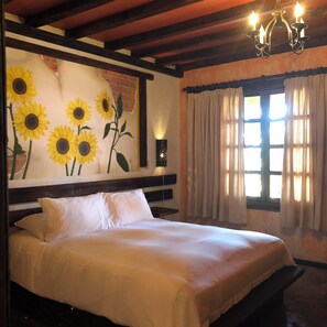 Junior Room, City View | Iron/ironing board, free WiFi