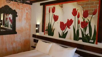 Doppia Standard, vista giardino | Ferro/asse da stiro, Wi-Fi gratuito