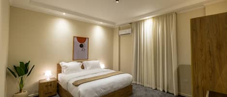 Standard Apartment, Garden View | Blackout drapes, soundproofing, iron/ironing board, free WiFi