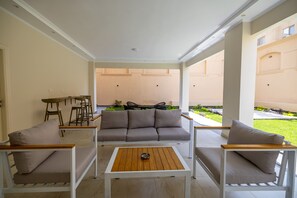 Garden - Welhome Stays (New Cairo)