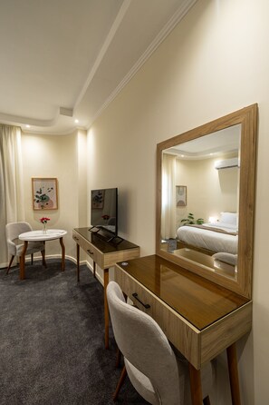 Standard Studio, City View - Welhome Stays (New Cairo)