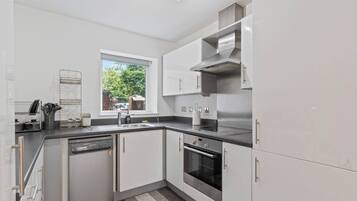 House, 3 Bedrooms | Interior