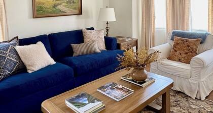 Downtown Luxury Apartment I Full Kitchen I W/D