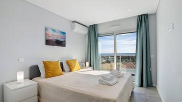 2 slaapkamers, een strijkplank/strijkijzer, wifi, beddengoed