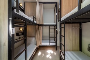 1 habitación, caja de seguridad en la habitación y wifi gratis 