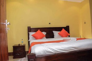 Kahden hengen deluxe-huone | Yksilöllisesti sisustettu, yksilöllisesti kalustettu, ilmainen Wi-Fi