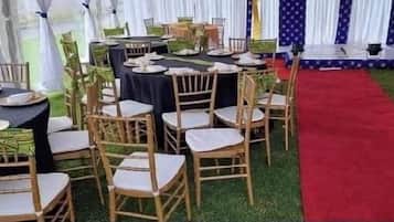 Espace banquet en plein air