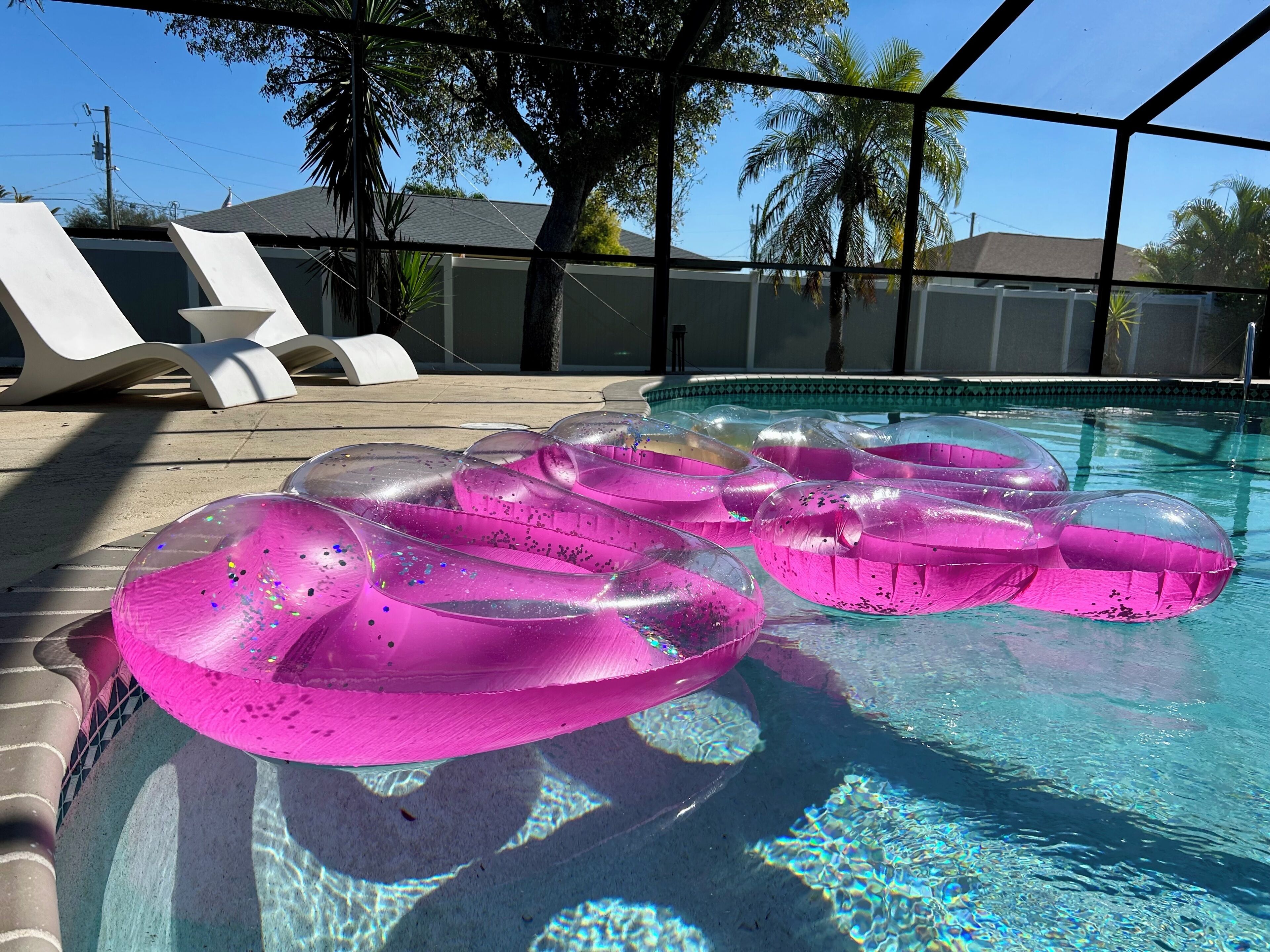 حمّام سباحة خارجي، حمّام سباحة مُدفَّأ