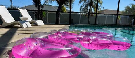 Piscina externa, piscina aquecida