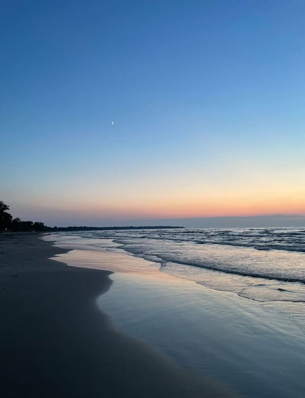 靠近海滩