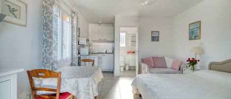 Een strijkplank/strijkijzer, wifi