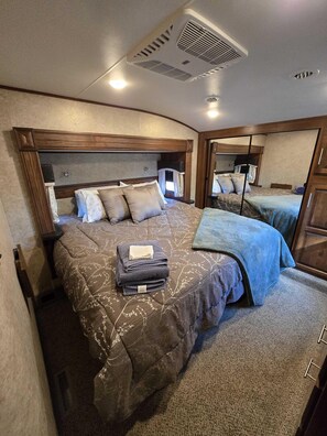 1 makuuhuone, silitysrauta/-lauta, Wi-Fi, vuodevaatteet