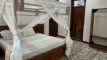 3 chambres, bureau, fer et planche Ă repasser, Wi-Fi gratuit