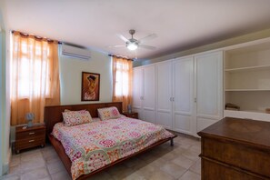 2 bedrooms