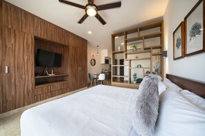 1 bedroom, in-room safe, free WiFi - 1 Bedroom Condo with Rooftop Pool & Gym - Bahay 504 (Playa del Carmen)