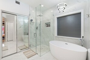 Hair dryer, bidet, towels, soap - BRAND NEW - Unbeatable Location & Amenities! Check this out: (Phoenix)