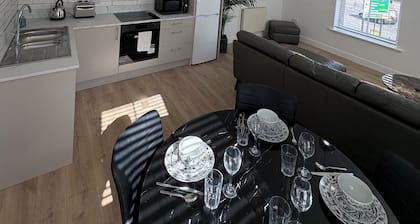 2 x bed city apartment with parking