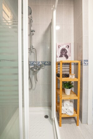 Hair dryer, towels, soap, toilet paper - Ona's viewpoint (Benalmádena)